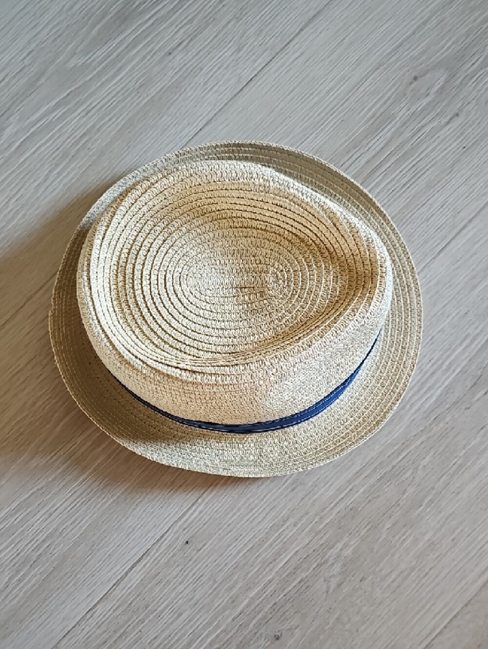 Quiksilver Straw Fedora with Blue Band - Picture 6 of 8